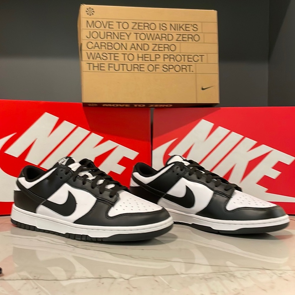 NIKE Dunk Low Panda White/ Black-White                                 MENS 10